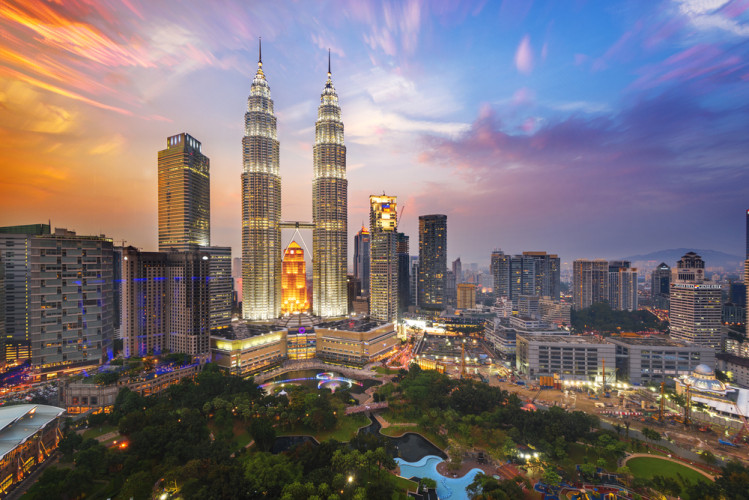 Experience Luxury in Kuala Lumpur’s Skyline