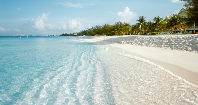 Seven Mile Beach – Luxury Living at Its Finest