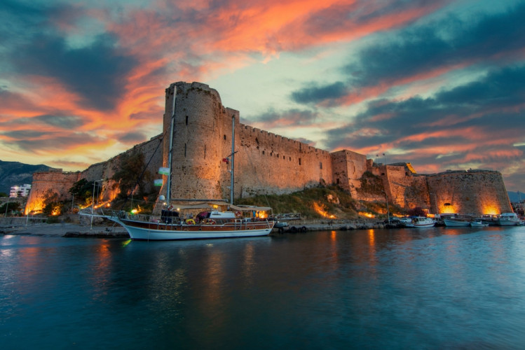 Historical Landmarks and Cultural Experiences