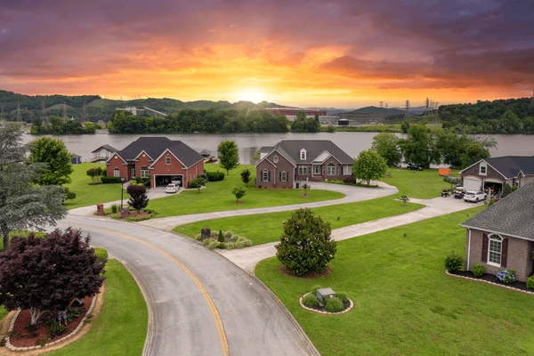 Modern Living: Tennessee’s Booming Housing Market