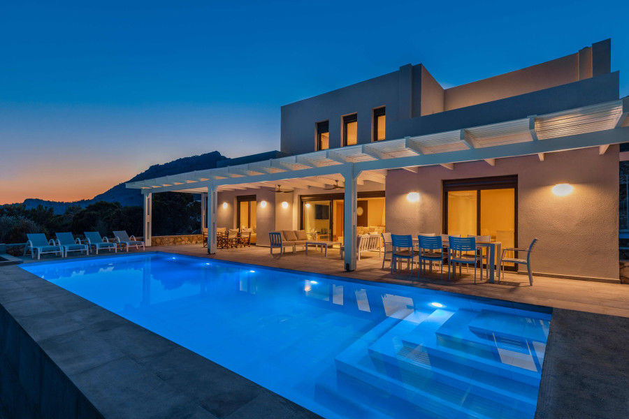 Essential Checklist for Purchasing Real Estate in Greece (2025 Guide)