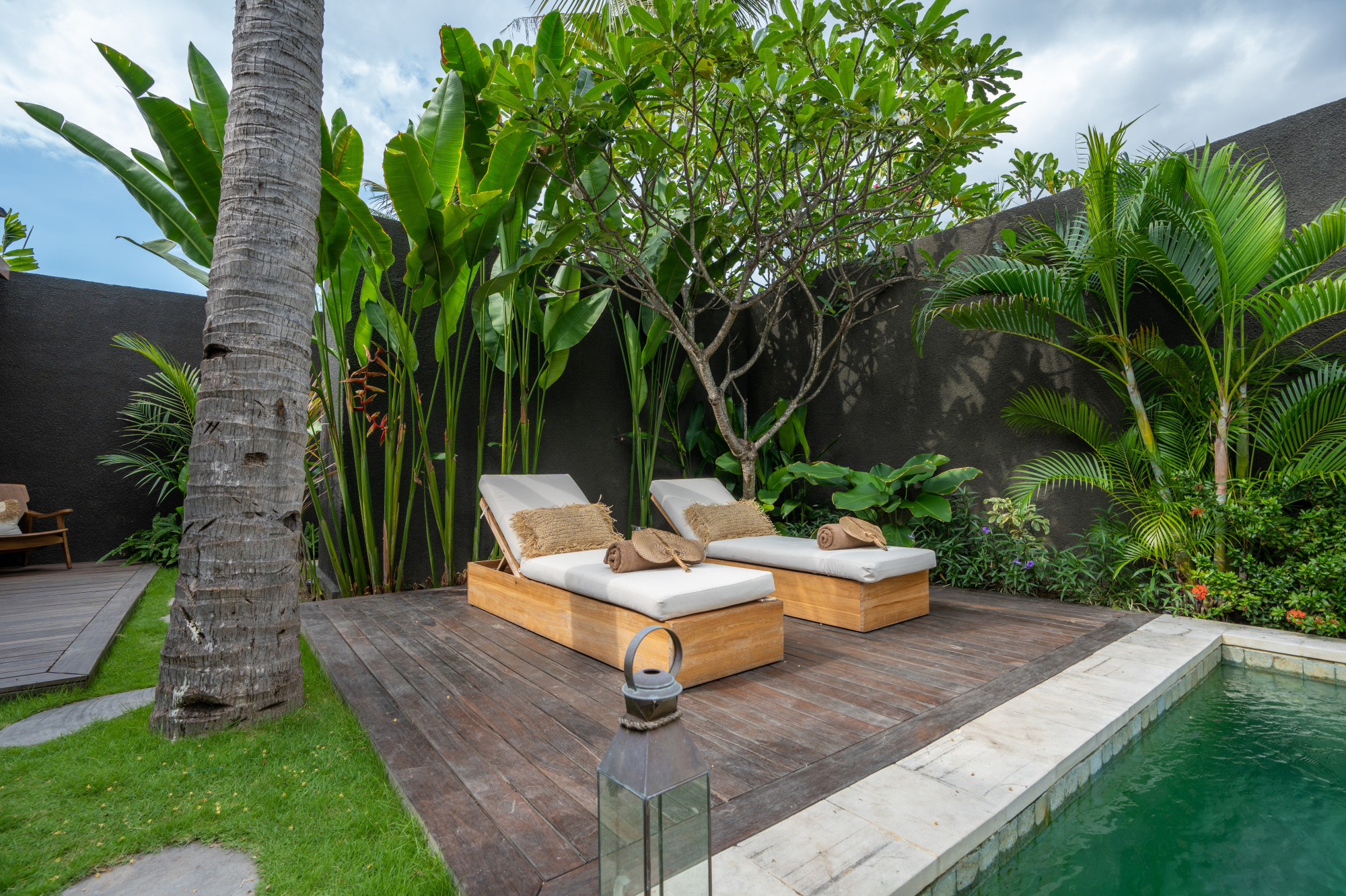 1 bed Beach Front Residences For Sale in Bali, Bali - thumb 10